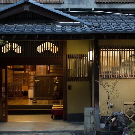 ホテル 下諏訪温泉 鉄鉱泉本館 諏訪市 エクステリア 写真