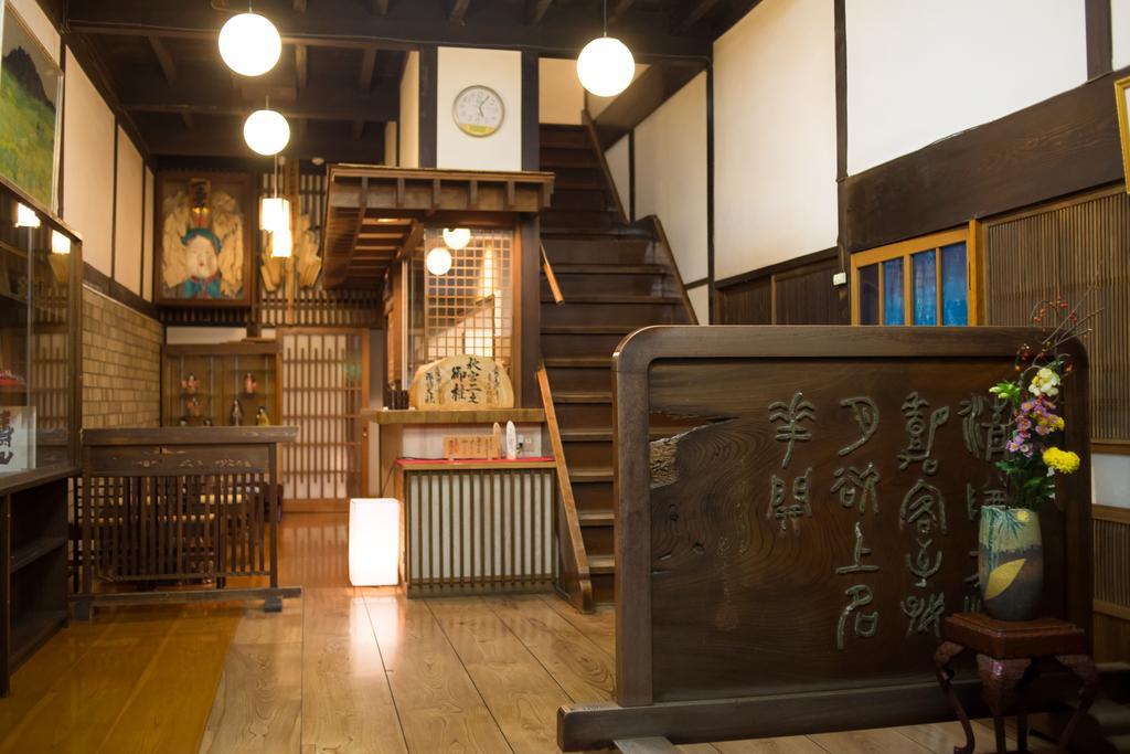 ホテル 下諏訪温泉 鉄鉱泉本館 諏訪市 エクステリア 写真